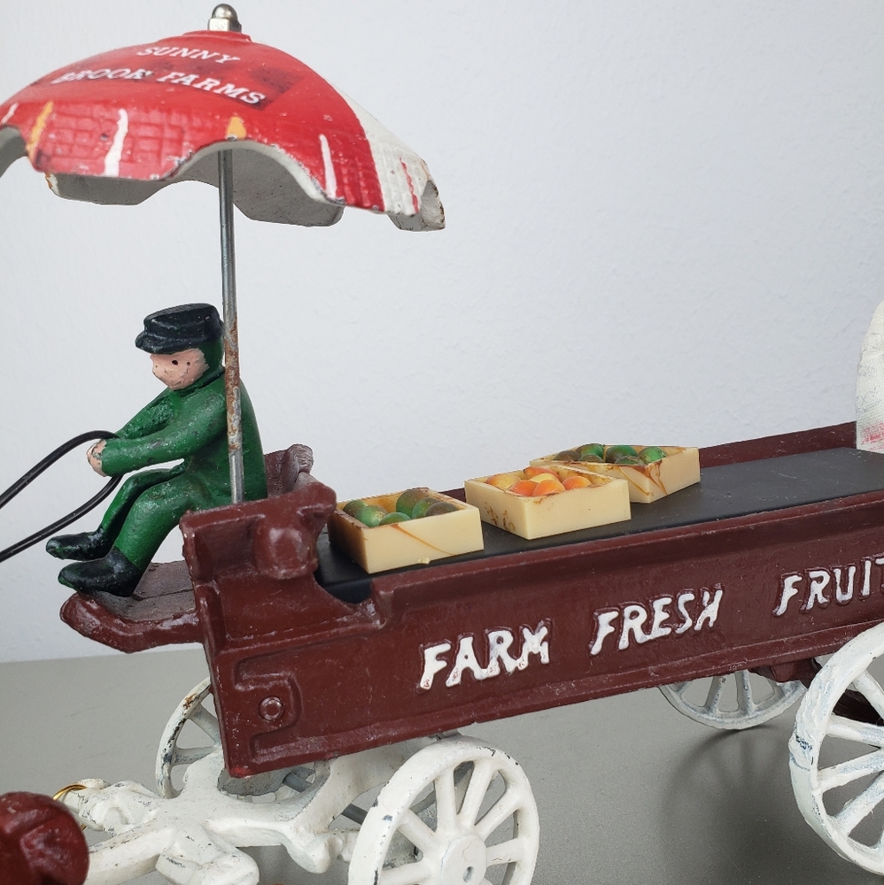 Vintage Cast Iron Horse and Wagon - Picture 5 of 8